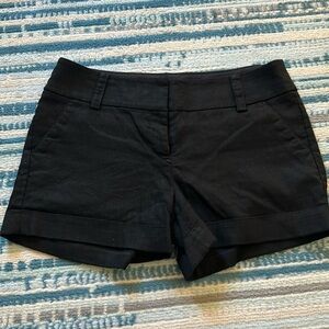 Black linen express shorts. Size 6. Good condition.